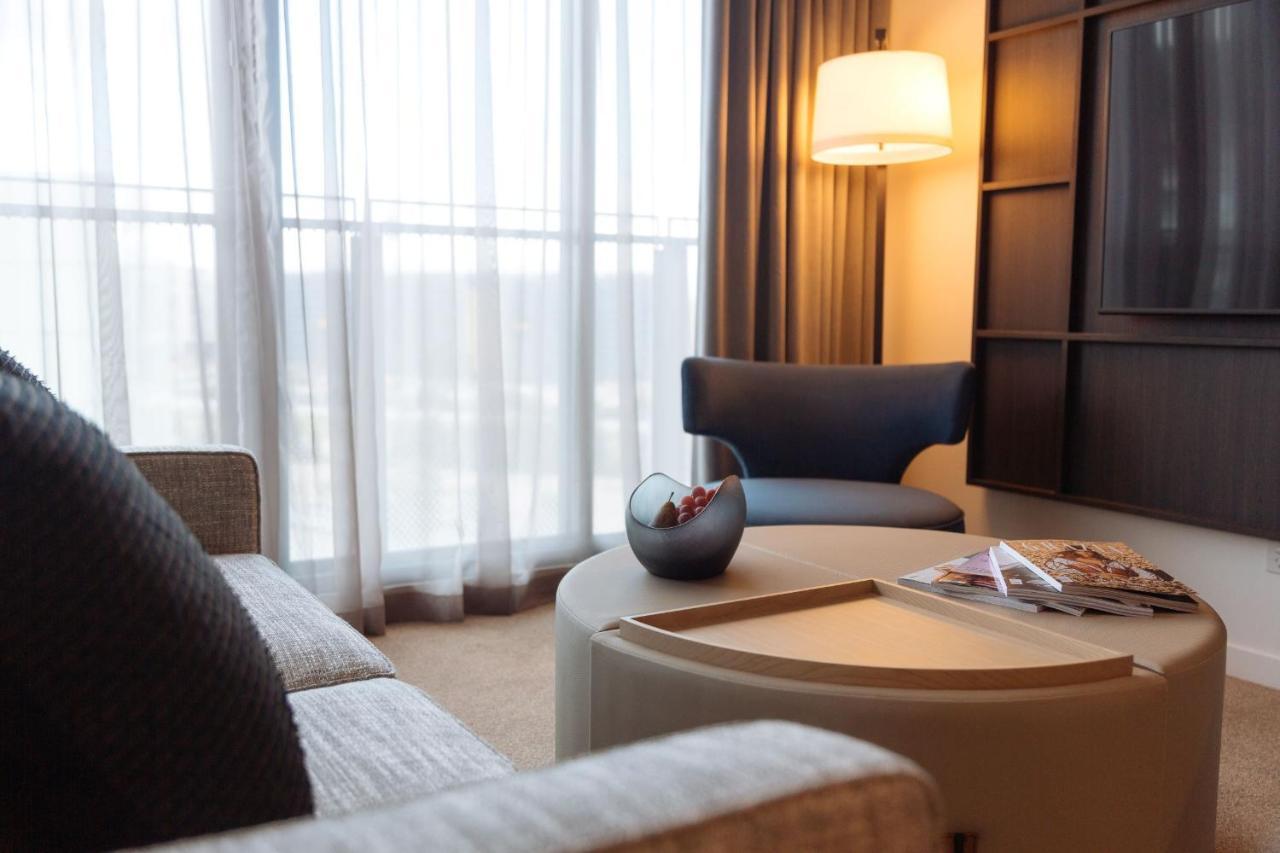 One Global Resorts Green Square Sydney Bagian luar foto A room at the hotel